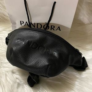 ♠️ Pandora Fanny Pack with gift bag